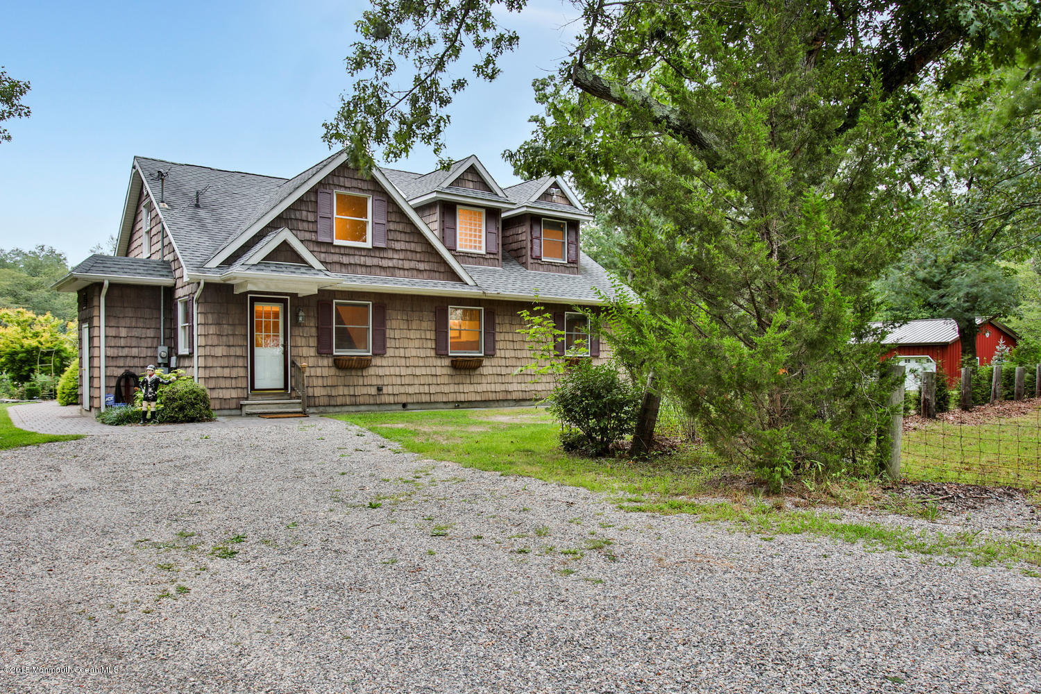 714 Oak Glen Road Howell, NJ 07731 - Photo 8 of 34 714 Oak Glen Rd Howell NJ-large-007-17-1