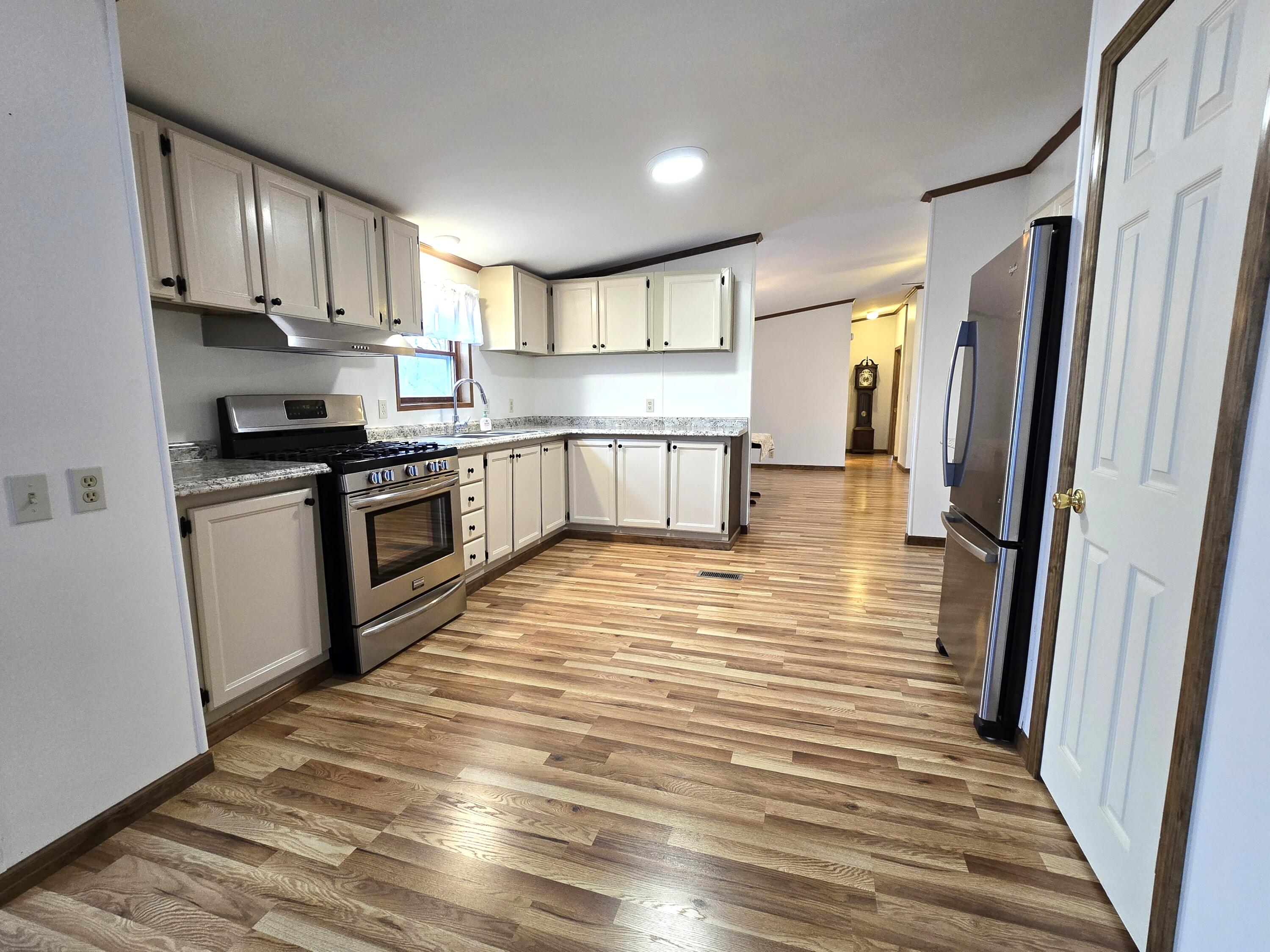 2801 West Dowling Road Delton, MI 49046 - Photo 9 of 38 1000012306