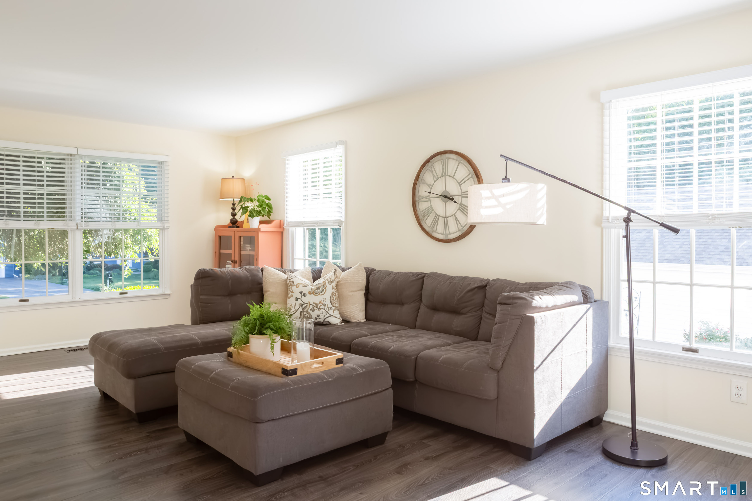 30 Crested Ridge Court Stratford, CT 06614 - Photo 6 of 38