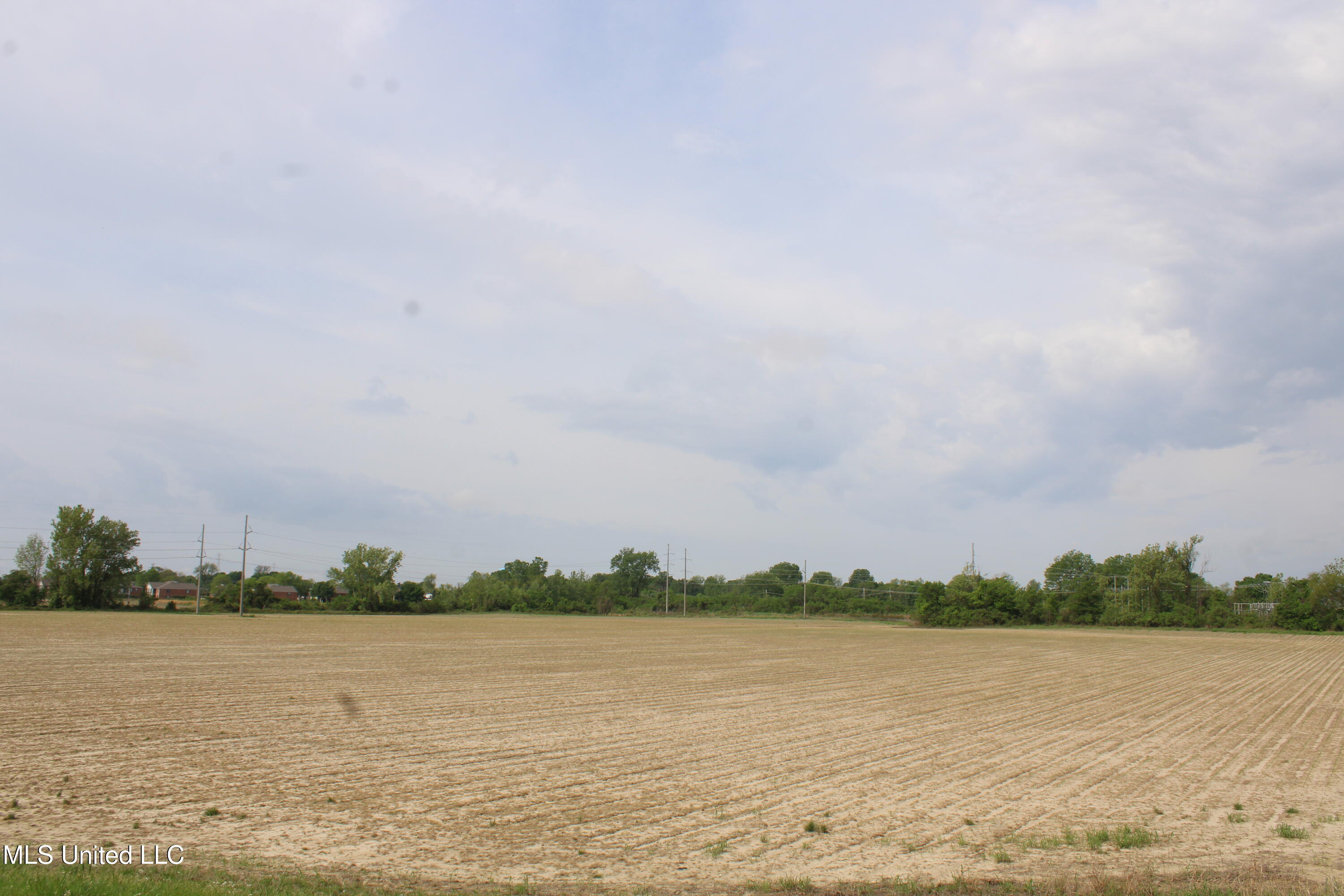 8311 Highway 302 Road Walls, MS 38680 - Photo 41 of 54 IMG_5955