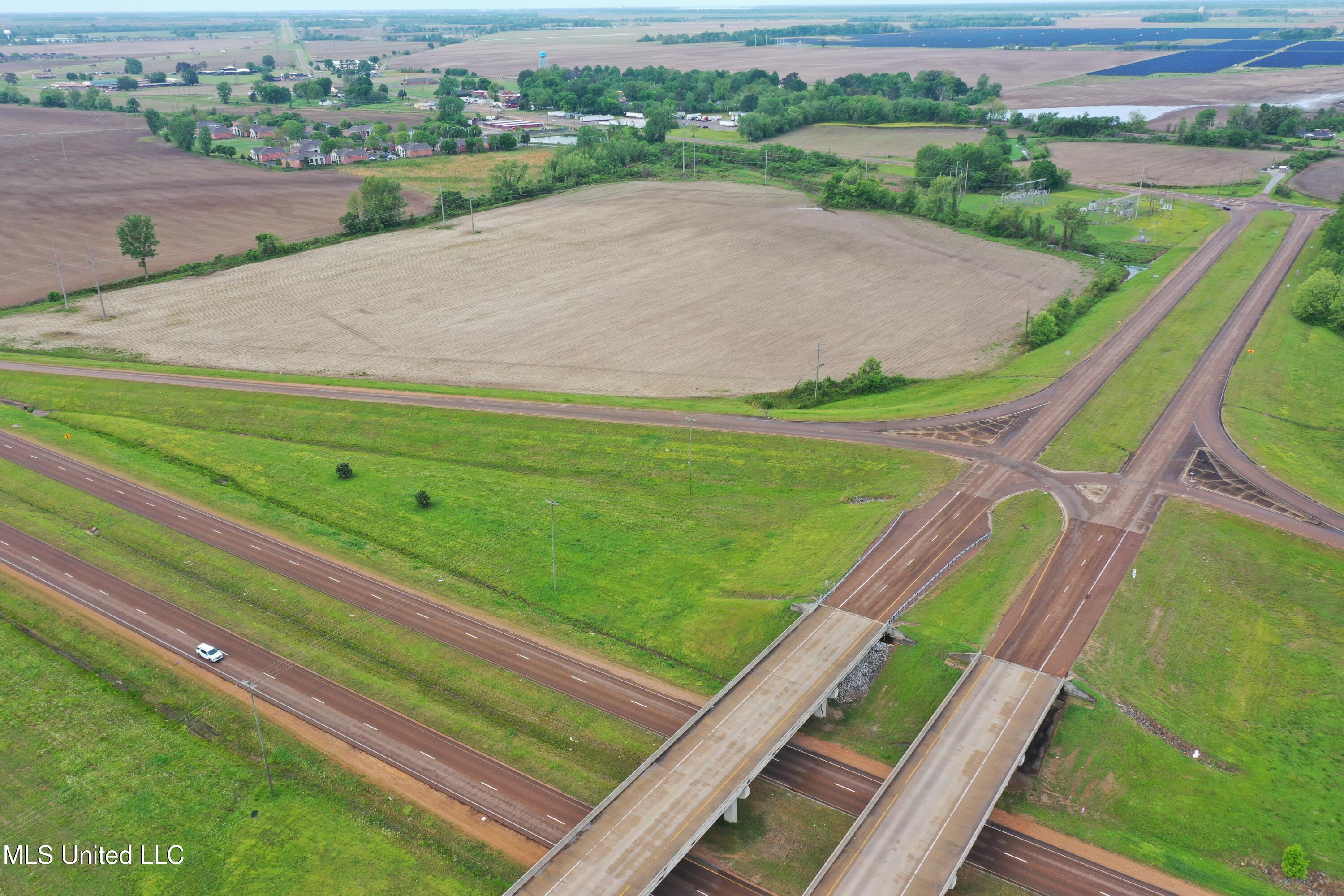 8311 Highway 302 Road Walls, MS 38680 - Photo 5 of 54 DJI_0628