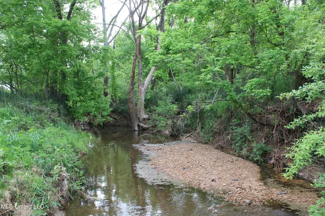 $399,000 | 8311 Highway 302 Road, Walls, MS 38680