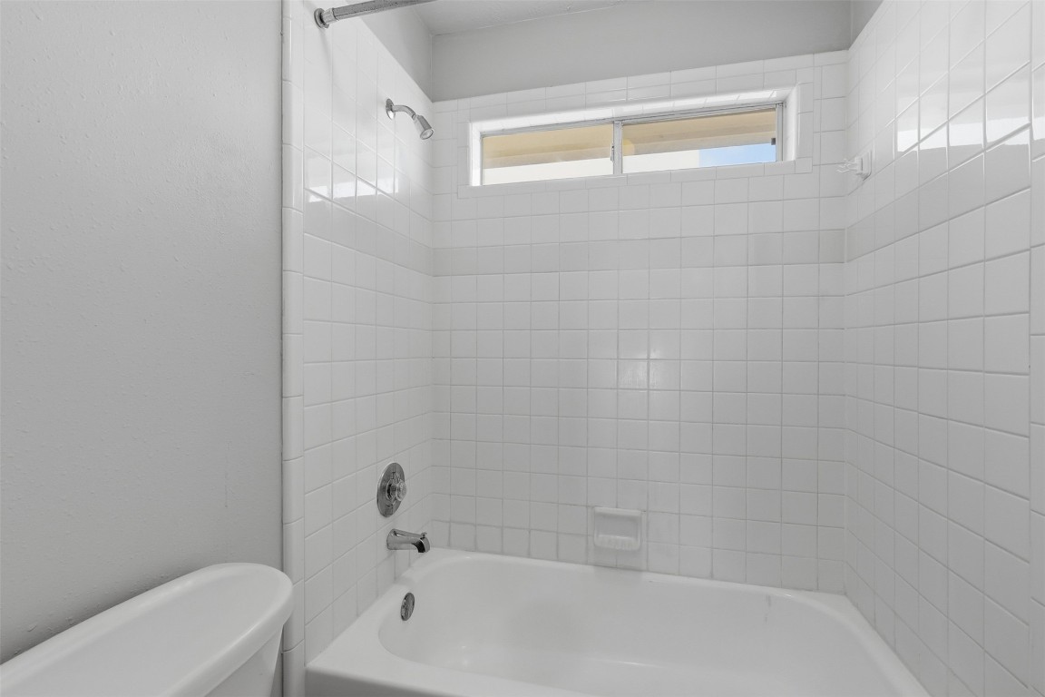 2202 Melanie Park Drive Spring, TX 77388 - Photo 26 of 26 a bathroom with a bathtub