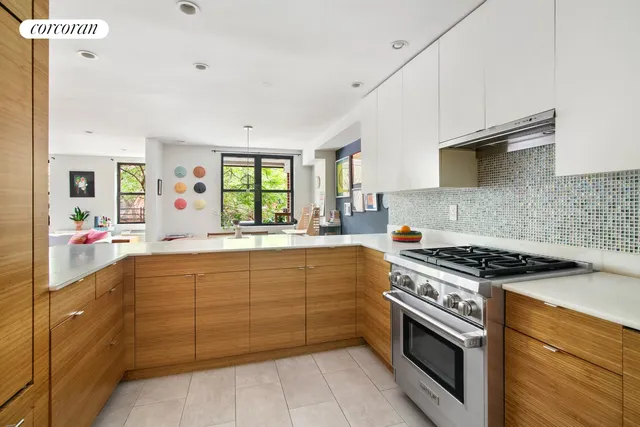 $1,650,000 | 714 Sackett Street, Unit 2F | Park Slope