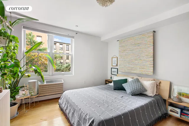 $1,650,000 | 714 Sackett Street, Unit 2F | Park Slope