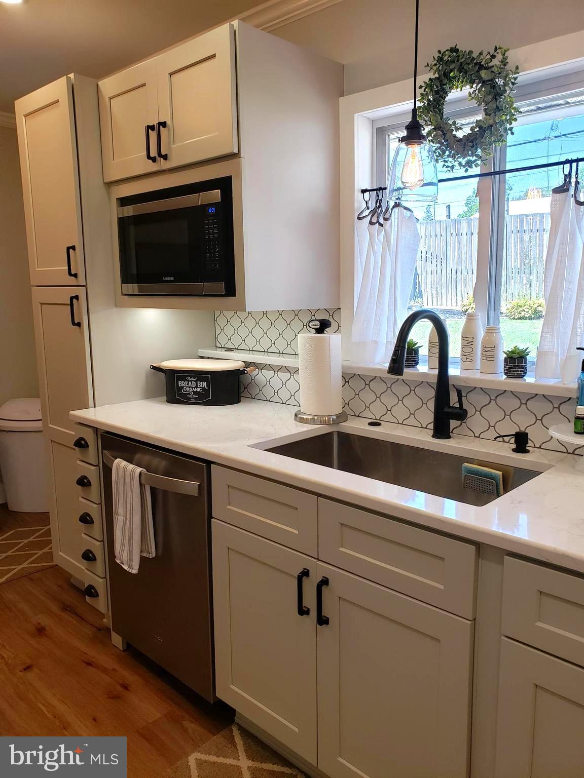 11 Verdant Road Levittown, PA 19057 - Photo 13 of 43 Deep Sink