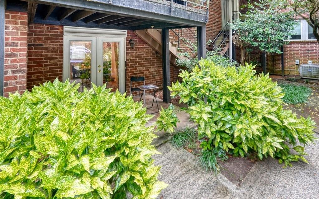 4266 Roswell Road Northeast, Unit K2 Atlanta, GA 30342 - Photo 14 of 15 Gallery Image 14