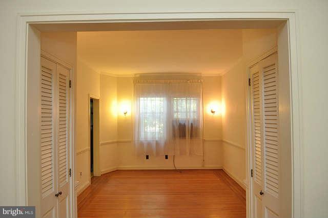 3909 Keswick Road Baltimore, MD 21211 - Photo 11 of 23