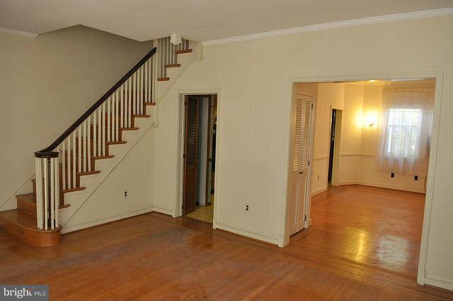 3909 Keswick Road Baltimore, MD 21211 - Photo 4 of 23 a view of a hallway with entryway