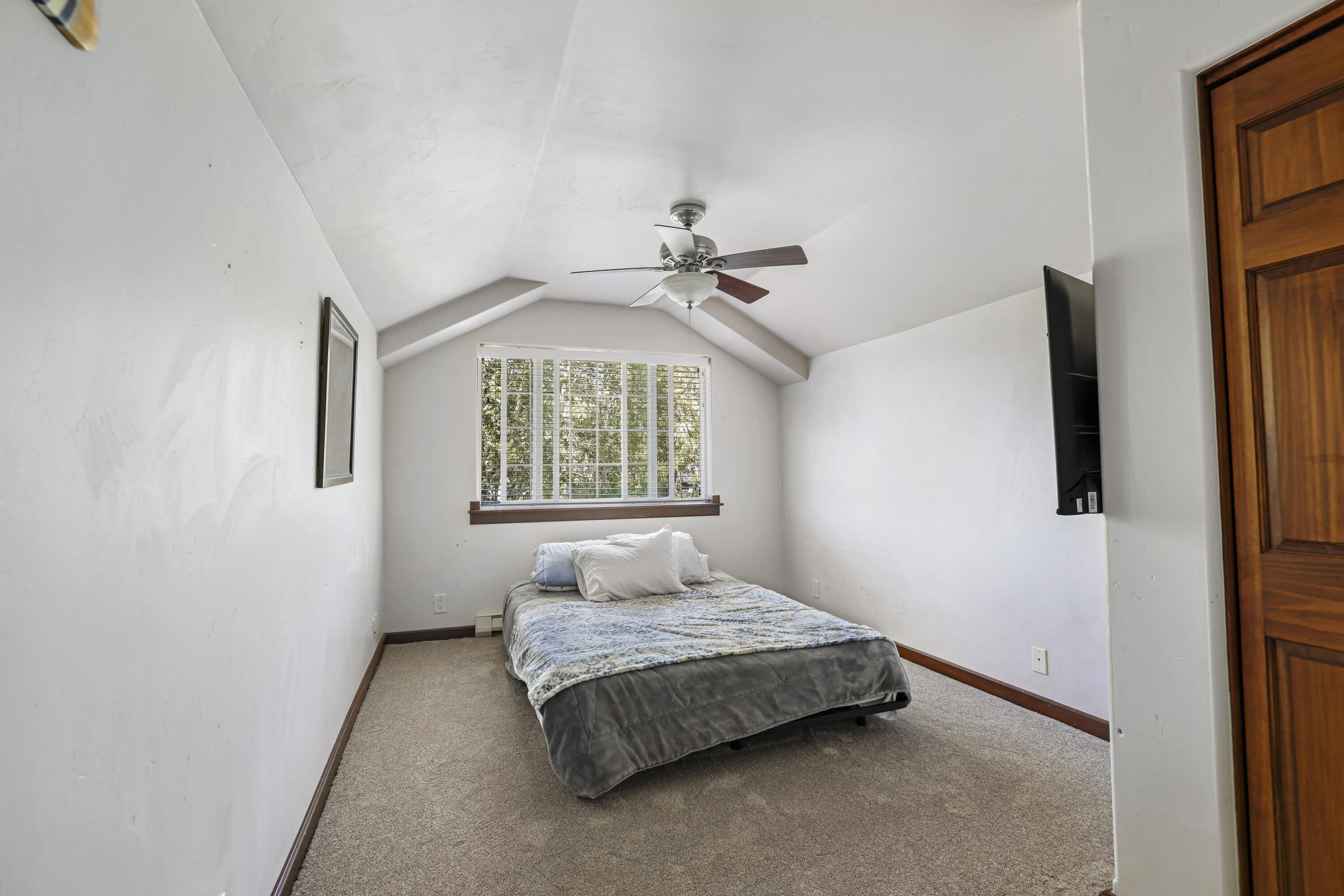 15 Lower Broadford Road Bellevue, ID 83313 - Photo 44 of 57 ADU Bedroom 1