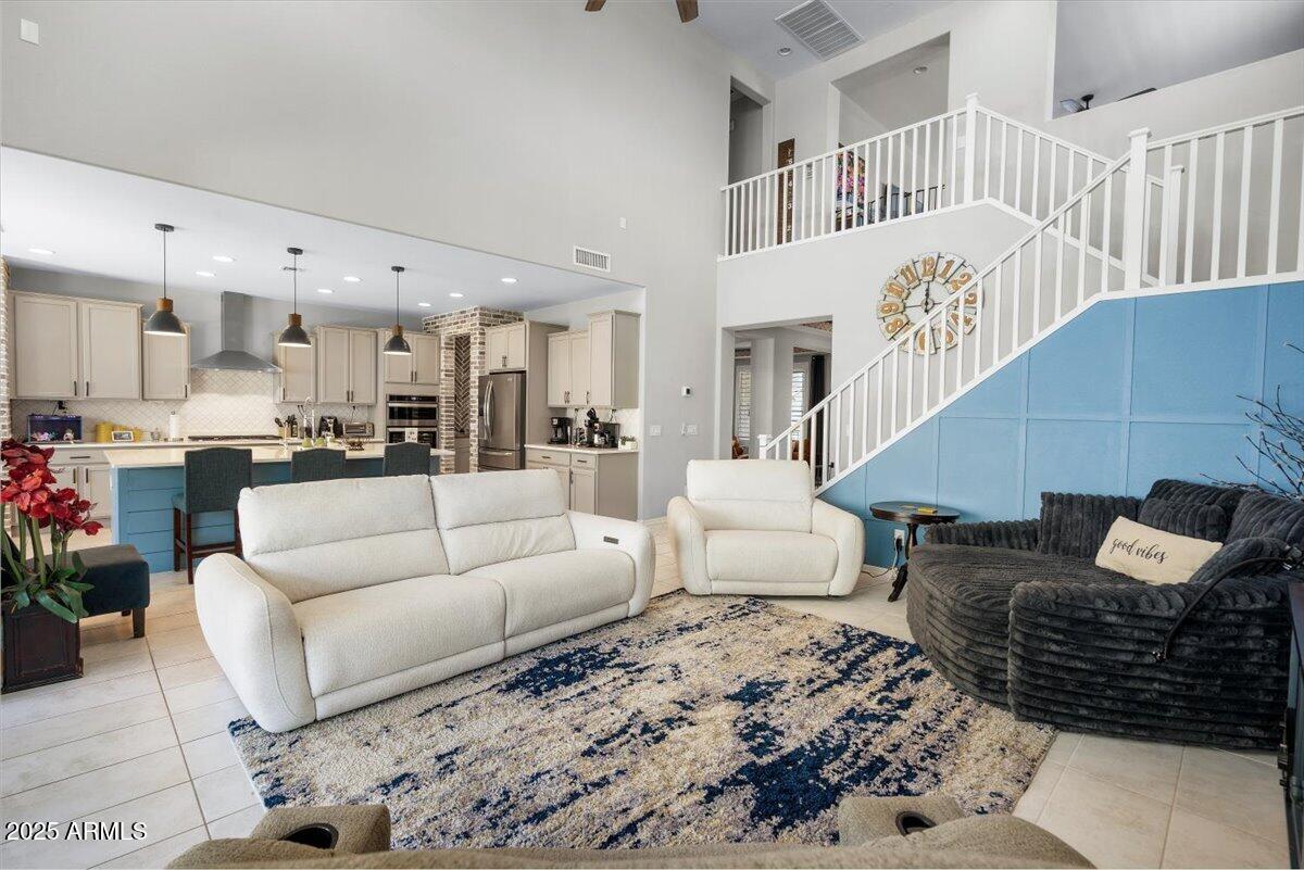 7048 West Redbird Road Peoria, AZ 85383 - Photo 21 of 42 22-QVB00963