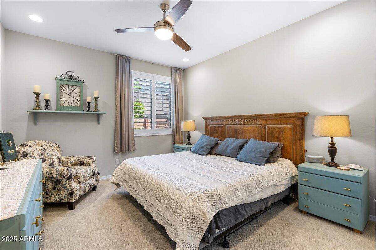 7048 West Redbird Road Peoria, AZ 85383 - Photo 23 of 42 24-QVB00983