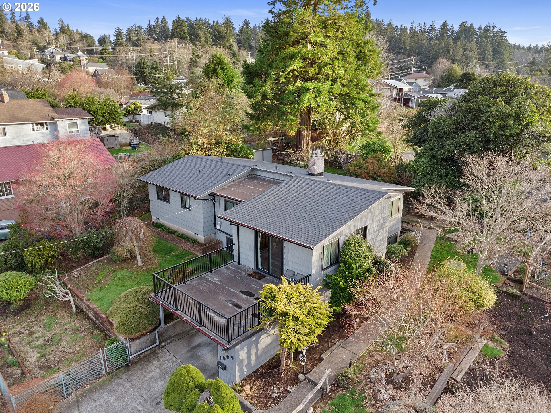 1864 4th Street Astoria, OR 97103 - Photo 31 of 33 Drone View/UAV