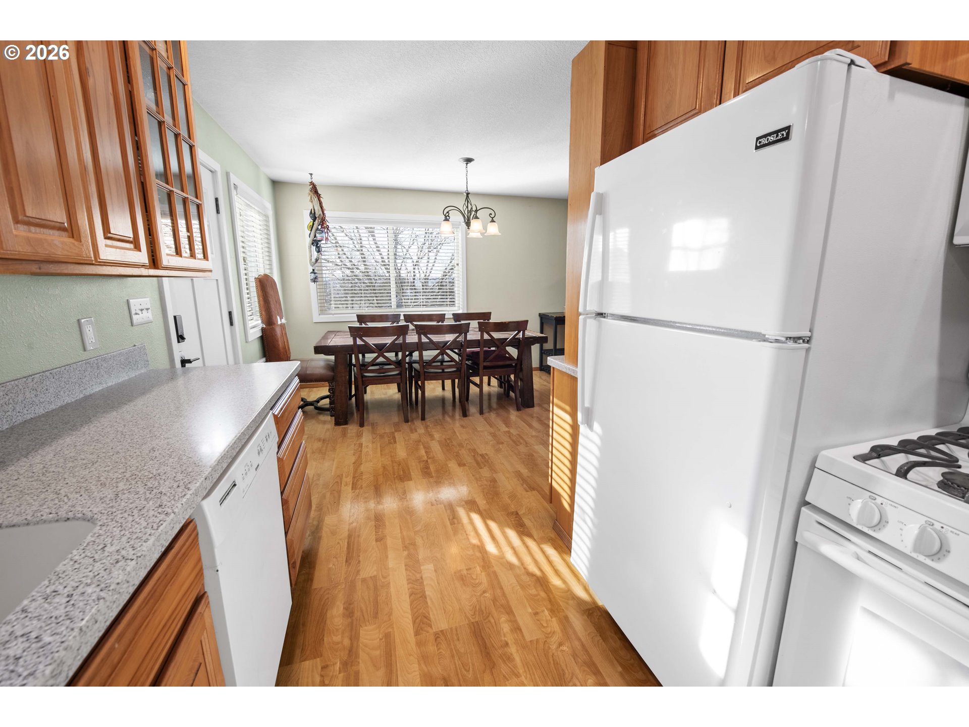 1864 4th Street Astoria, OR 97103 - Photo 8 of 33 Kitchen