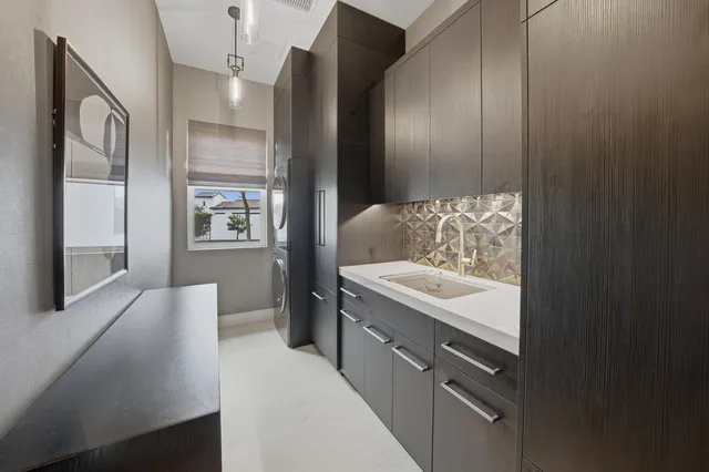 $2,400,000 | 58990 Marbella, La Quinta, CA 92253