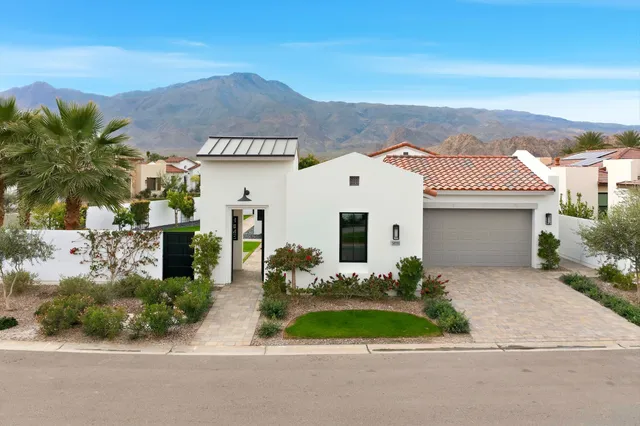 $2,400,000 | 58990 Marbella, La Quinta, CA 92253
