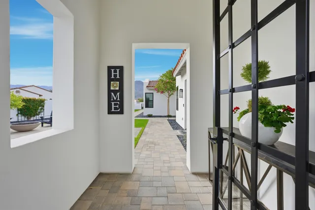 $2,400,000 | 58990 Marbella, La Quinta, CA 92253