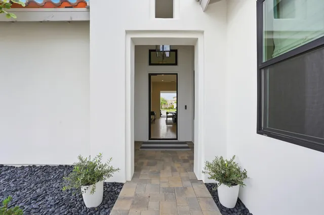 $2,400,000 | 58990 Marbella, La Quinta, CA 92253