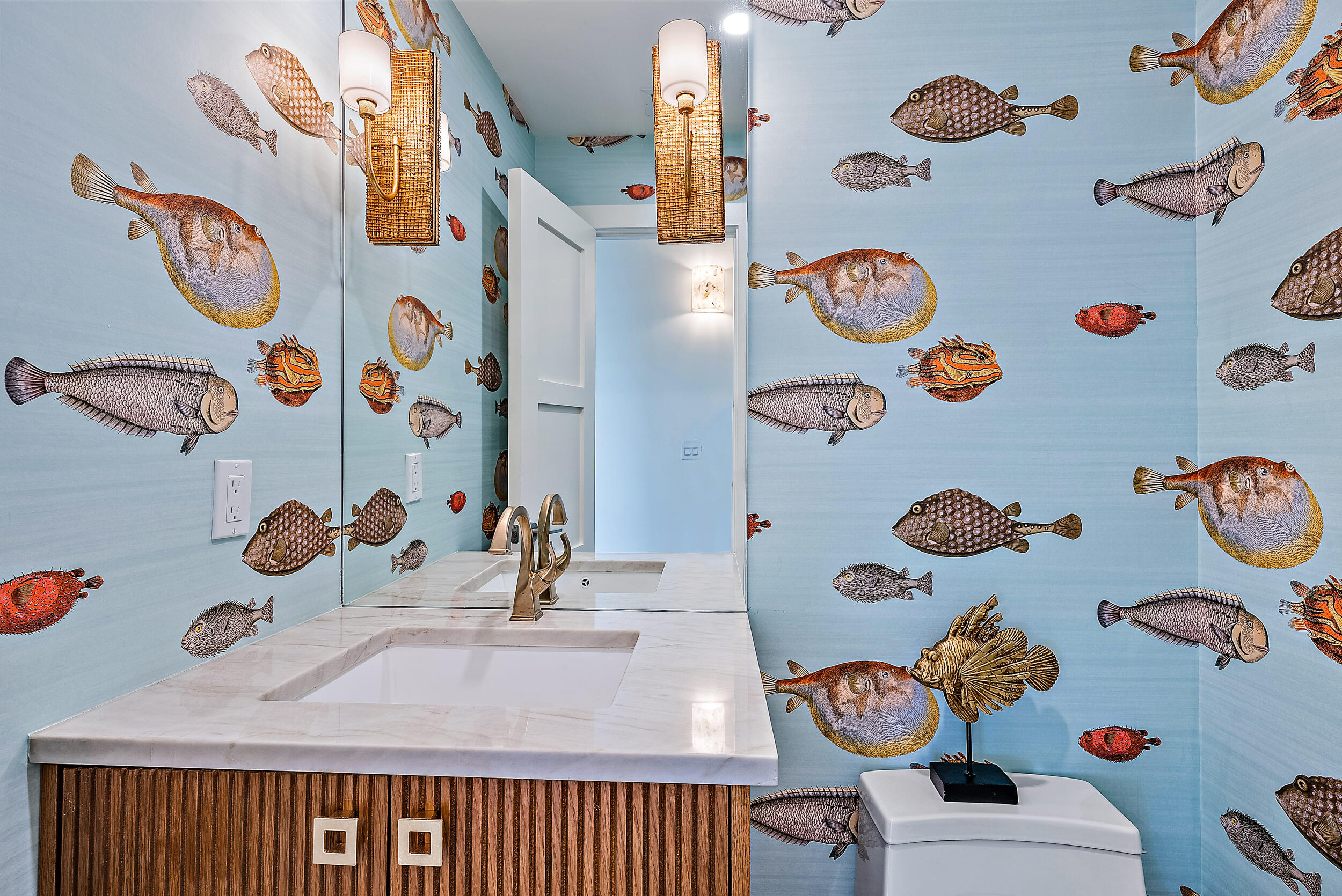 310 Edmor Road West Palm Beach, FL 33405 - Photo 16 of 32 a bedroom with a baby table and a table chair