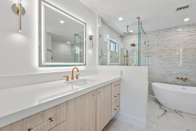 $25,000 | 310 Edmor Road, West Palm Beach, FL 33405