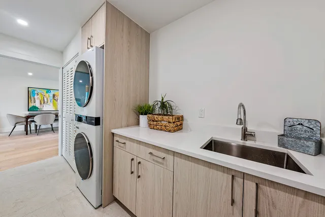 $25,000 | 310 Edmor Road, West Palm Beach, FL 33405