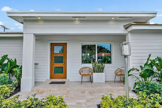 $25,000 | 310 Edmor Road, West Palm Beach, FL 33405