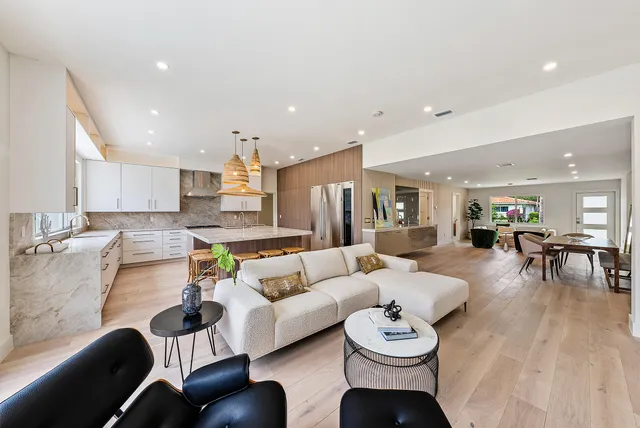 $25,000 | 310 Edmor Road, West Palm Beach, FL 33405