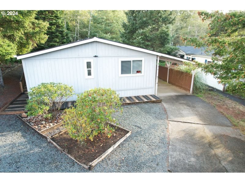 321 Hillside Loop Seaside, OR 97138 - Photo 1 of 34