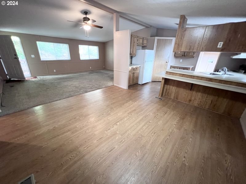321 Hillside Loop Seaside, OR 97138 - Photo 9 of 34