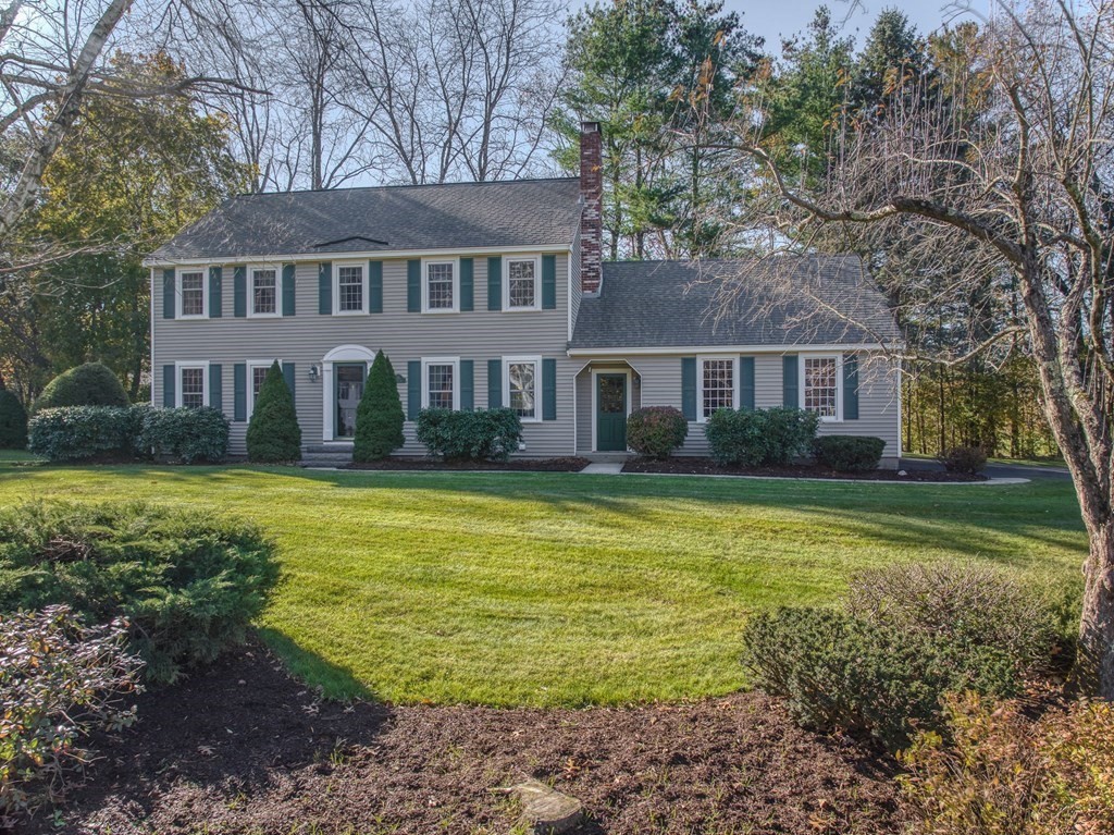 10 Hilltop Road Plaistow, NH 03865 - Photo 1 of 41 Gallery Image 1
