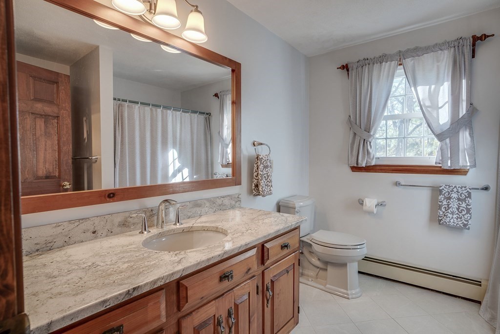 10 Hilltop Road Plaistow, NH 03865 - Photo 24 of 41 Gallery Image 24