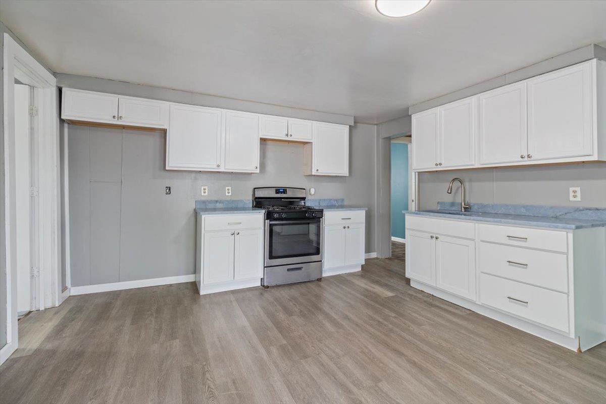 128 Franklin Sparta, WI 54656 - Photo 10 of 26