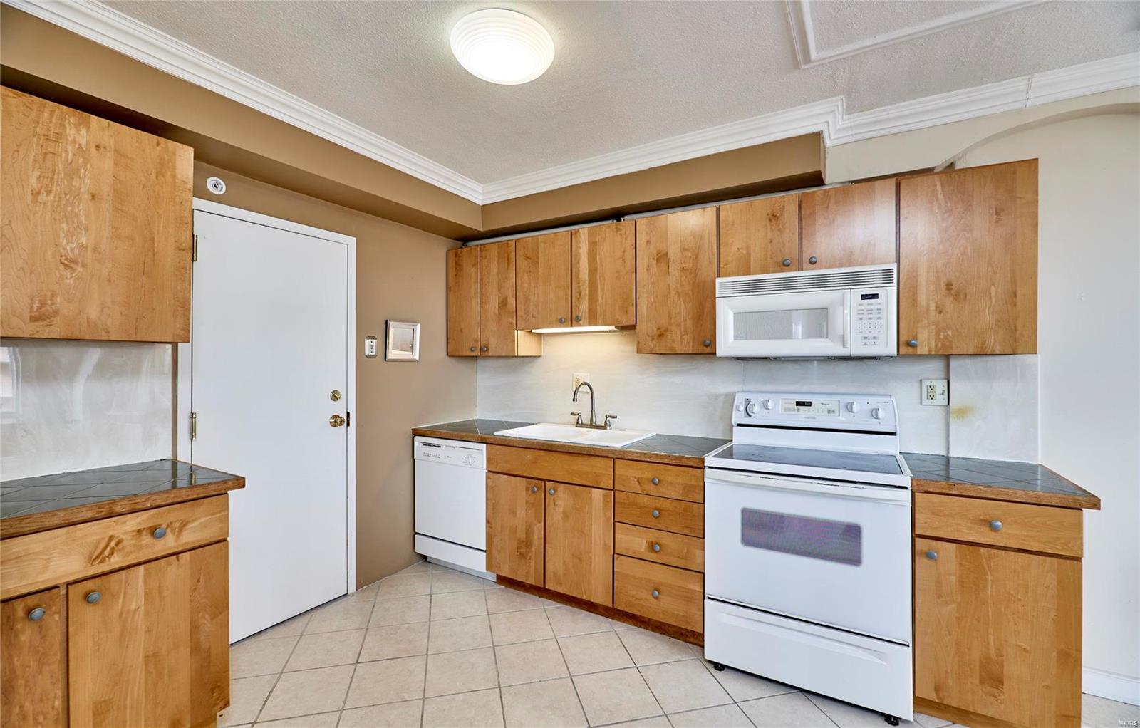 900 South Hanley Road, Unit 10D Clayton, MO 63105 - Photo 12 of 64