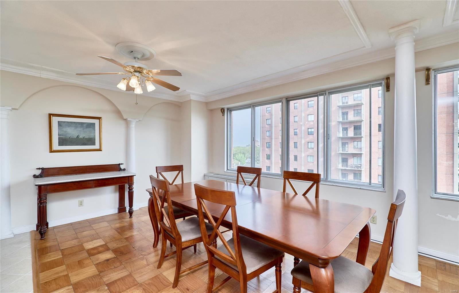 900 South Hanley Road, Unit 10D Clayton, MO 63105 - Photo 28 of 64