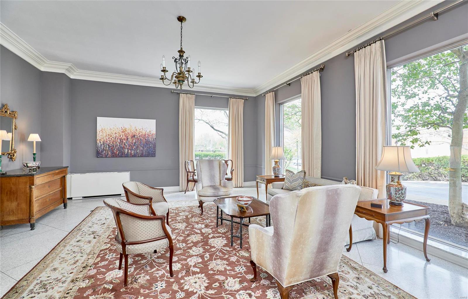 900 South Hanley Road, Unit 10D Clayton, MO 63105 - Photo 38 of 64