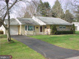 521 Heather Road Exton, PA 19341 - Photo 2 of 6 Gallery Image 2