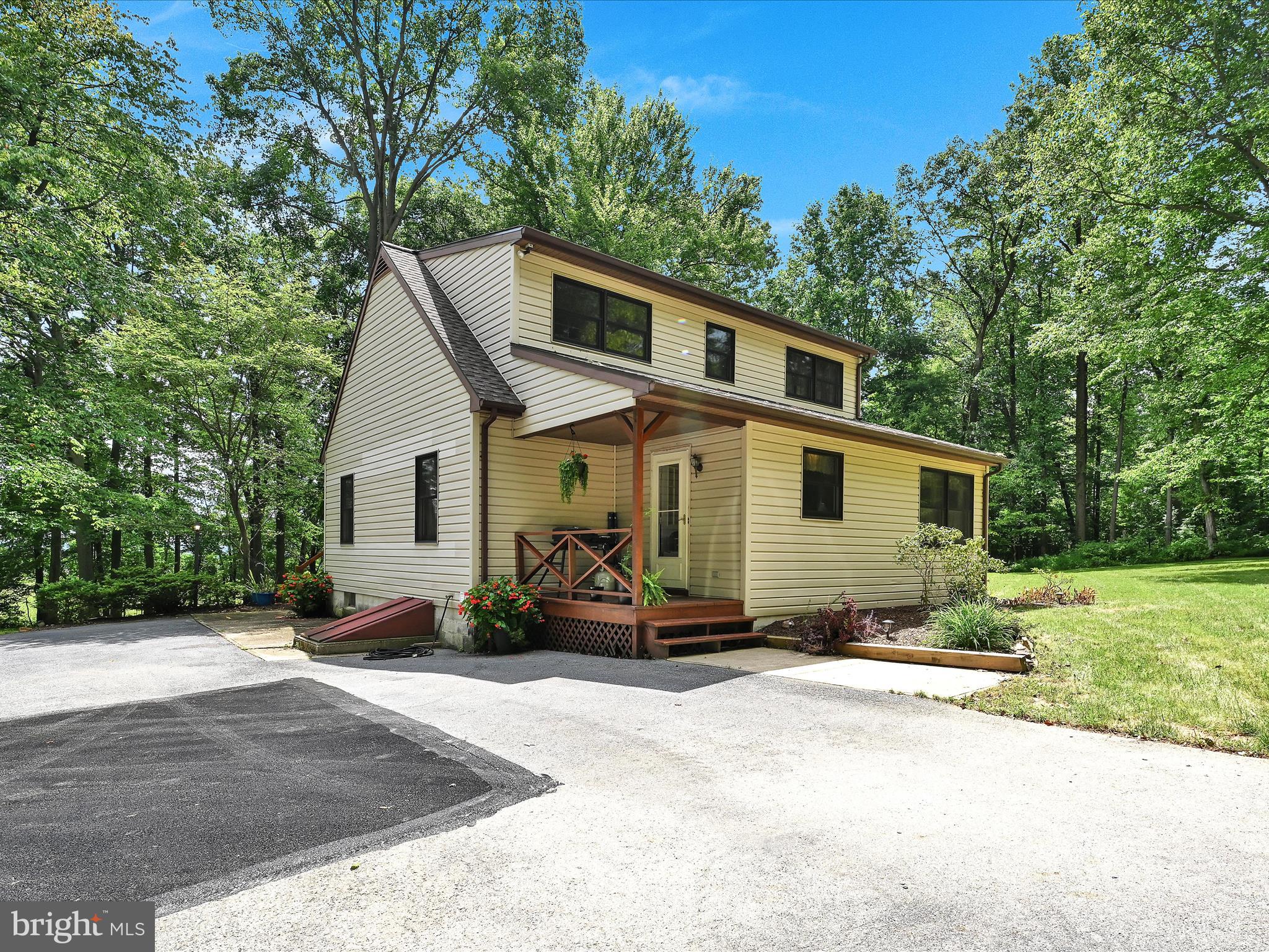 160 Strack Drive Myerstown, PA 17067 - Photo 2 of 33 Front