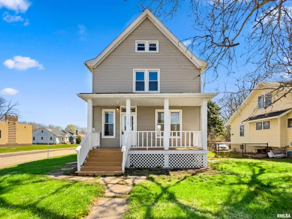$135,000 | 2320 North University Street, Peoria, IL 61604