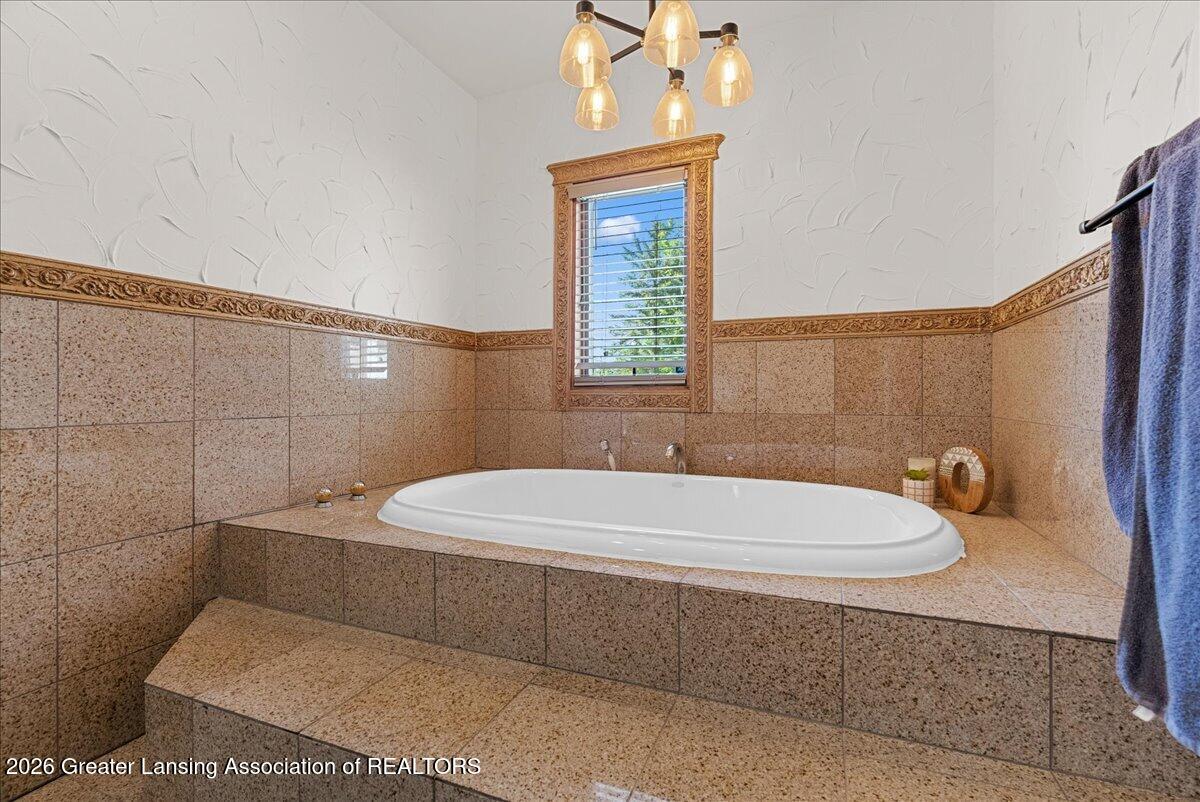 1300 South Canal Road Lansing, MI 48917 - Photo 26 of 53 46-Media Jett -28