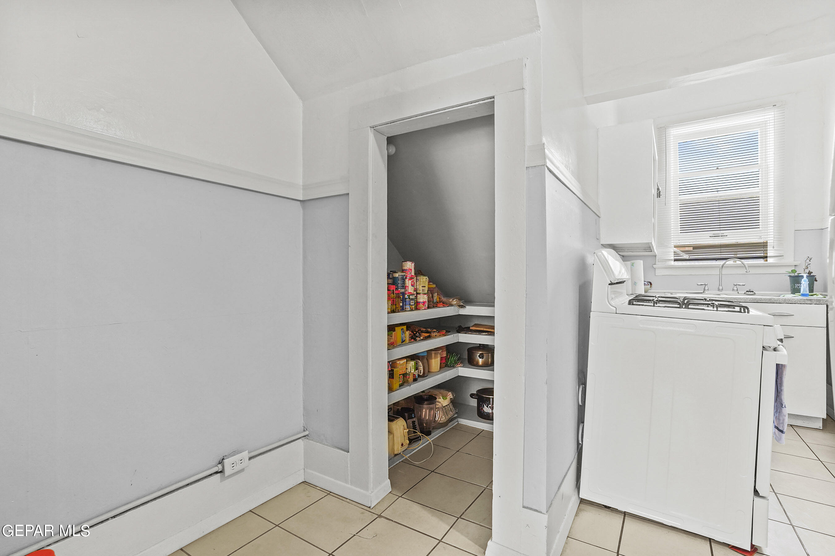 1207 East Rio Grande Avenue El Paso, TX 79902 - Photo 17 of 61 Apartment 1