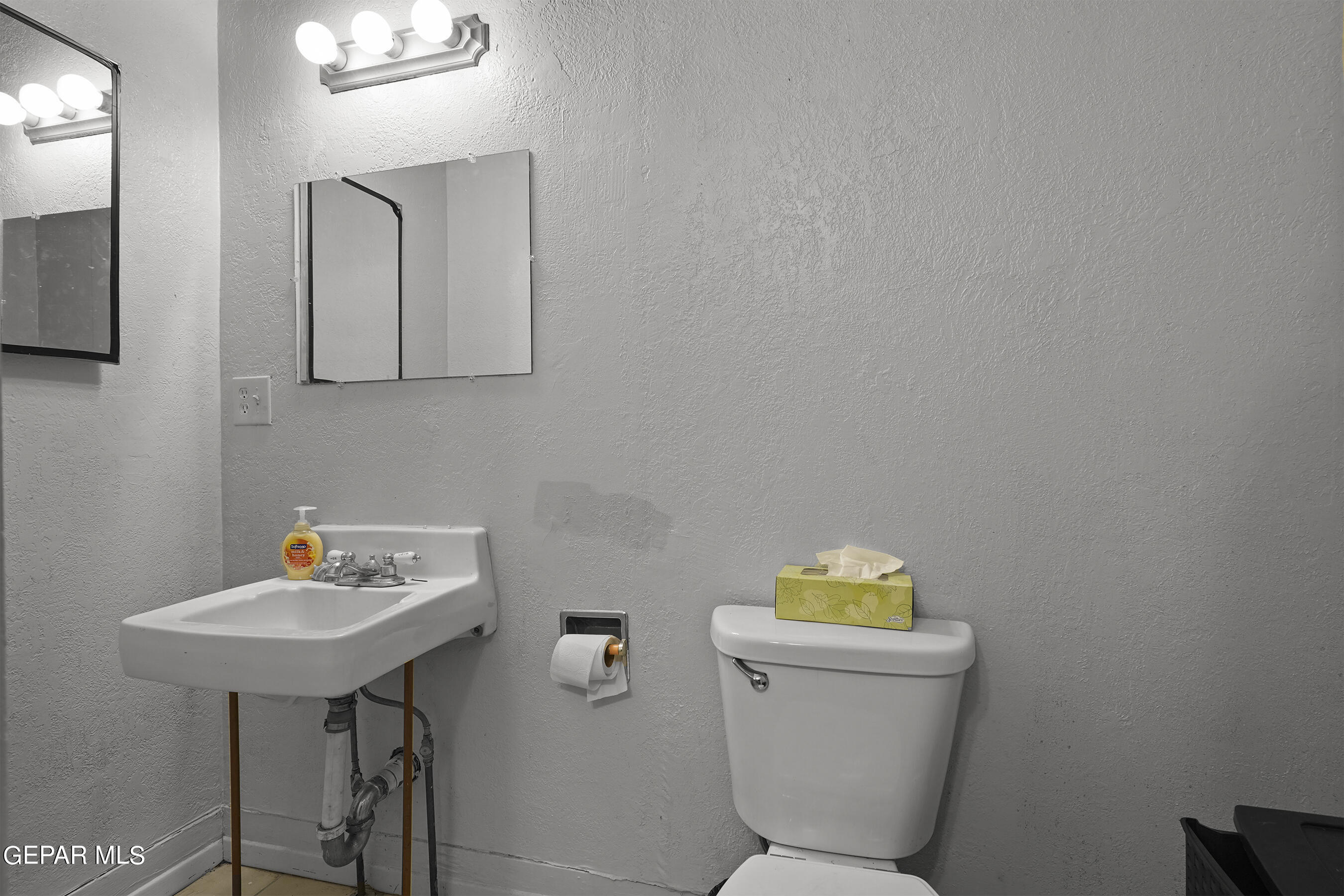 1207 East Rio Grande Avenue El Paso, TX 79902 - Photo 21 of 61 Apartment 1