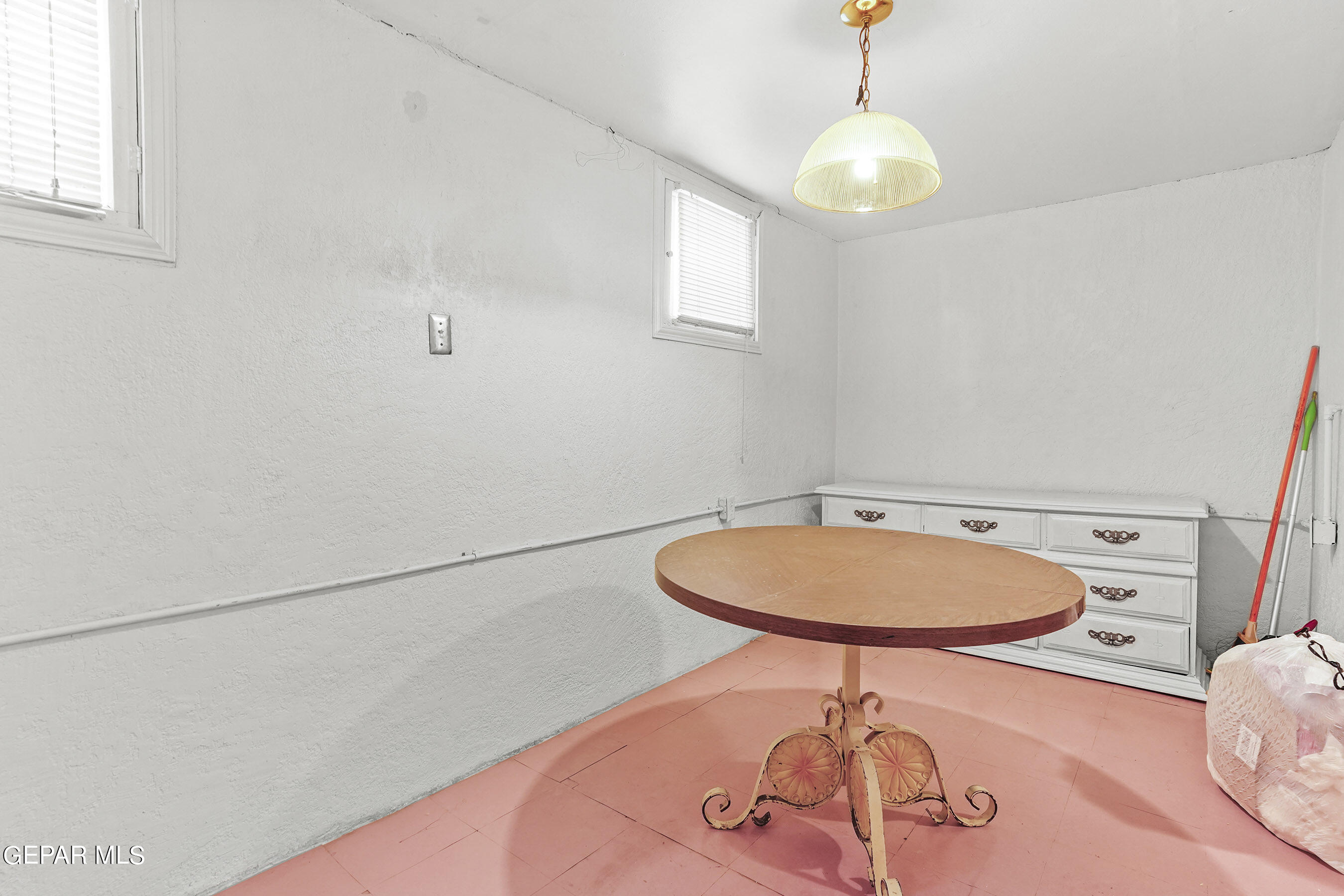 1207 East Rio Grande Avenue El Paso, TX 79902 - Photo 50 of 61 Apartment 4