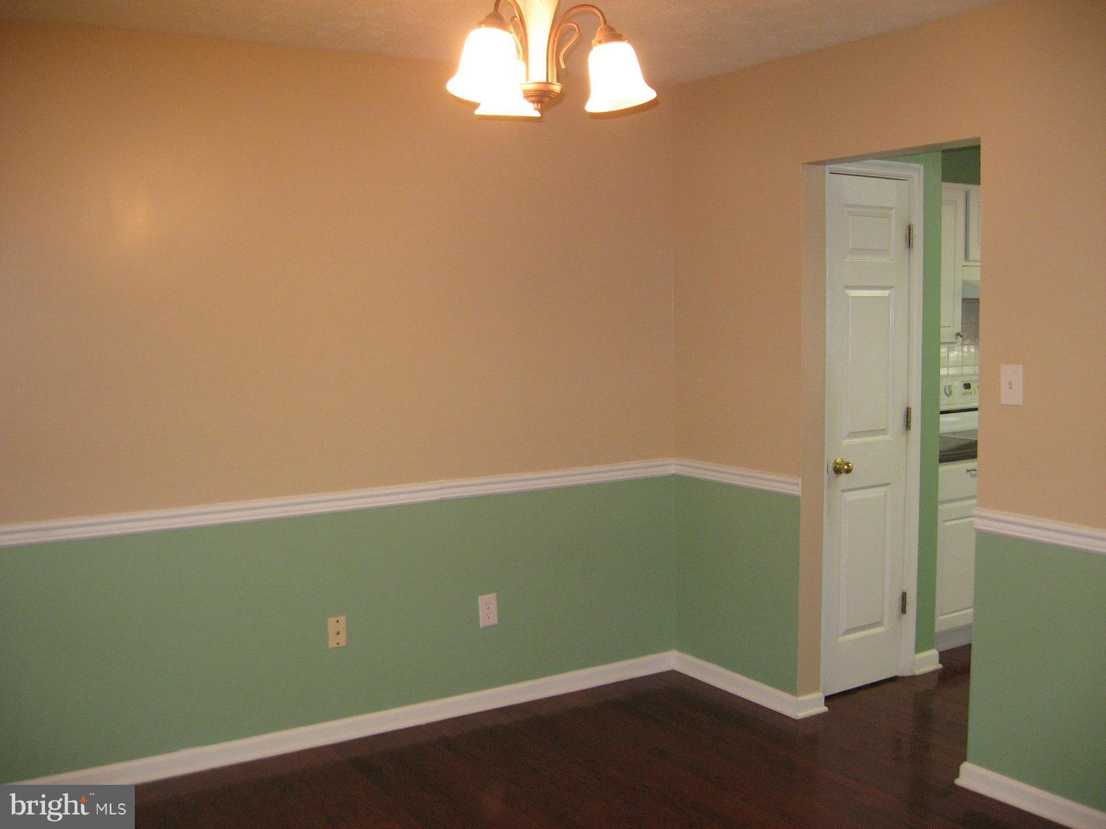 104 Battlefield Road Locust Grove, VA 22508 - Photo 3 of 11 Dining Room