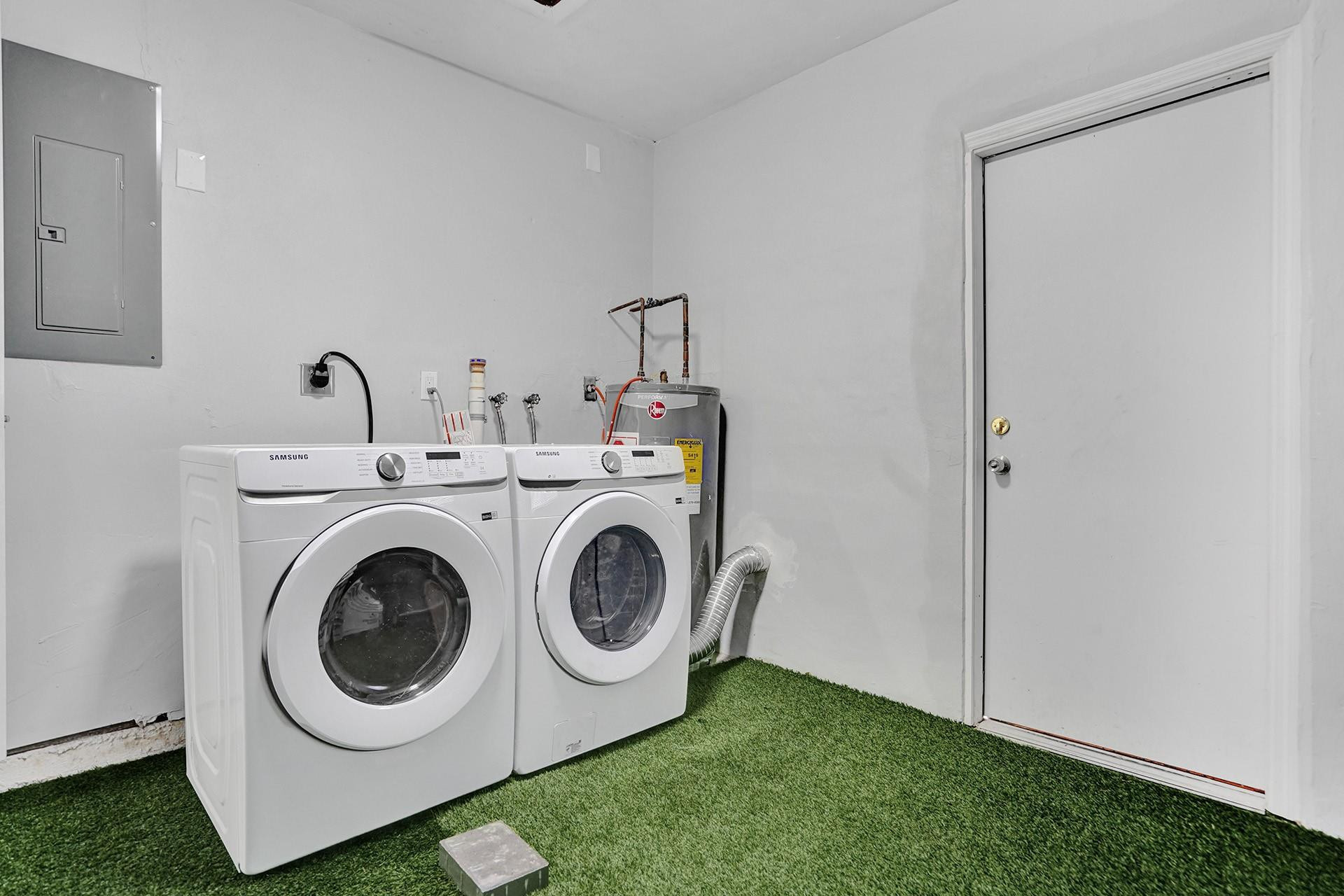 2114 North 42nd Avenue Hollywood, FL 33021 - Photo 20 of 24 a utility room with dryer and washer