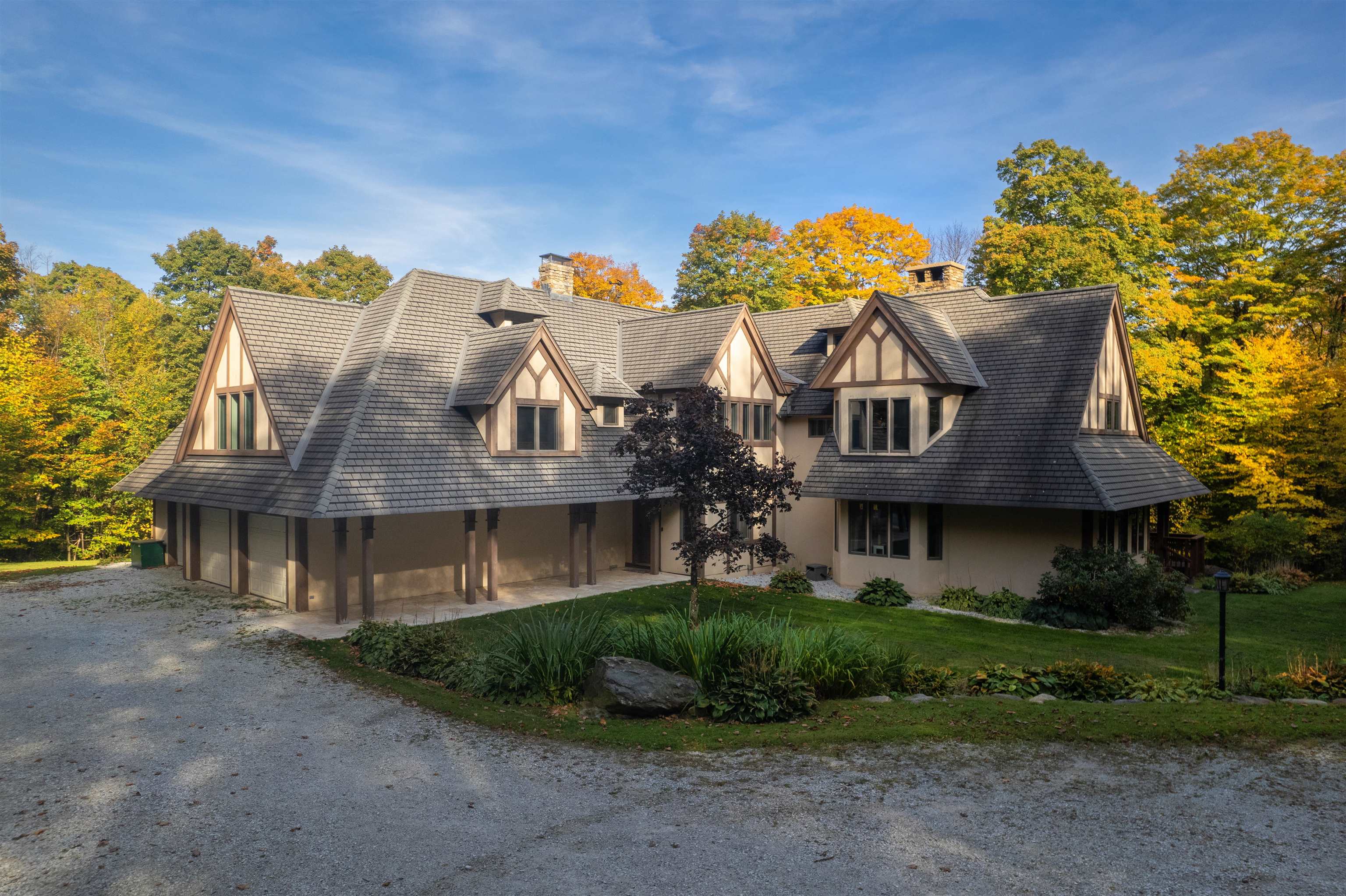 298 Prior Drive Killington, VT 05751 - Photo 2 of 60