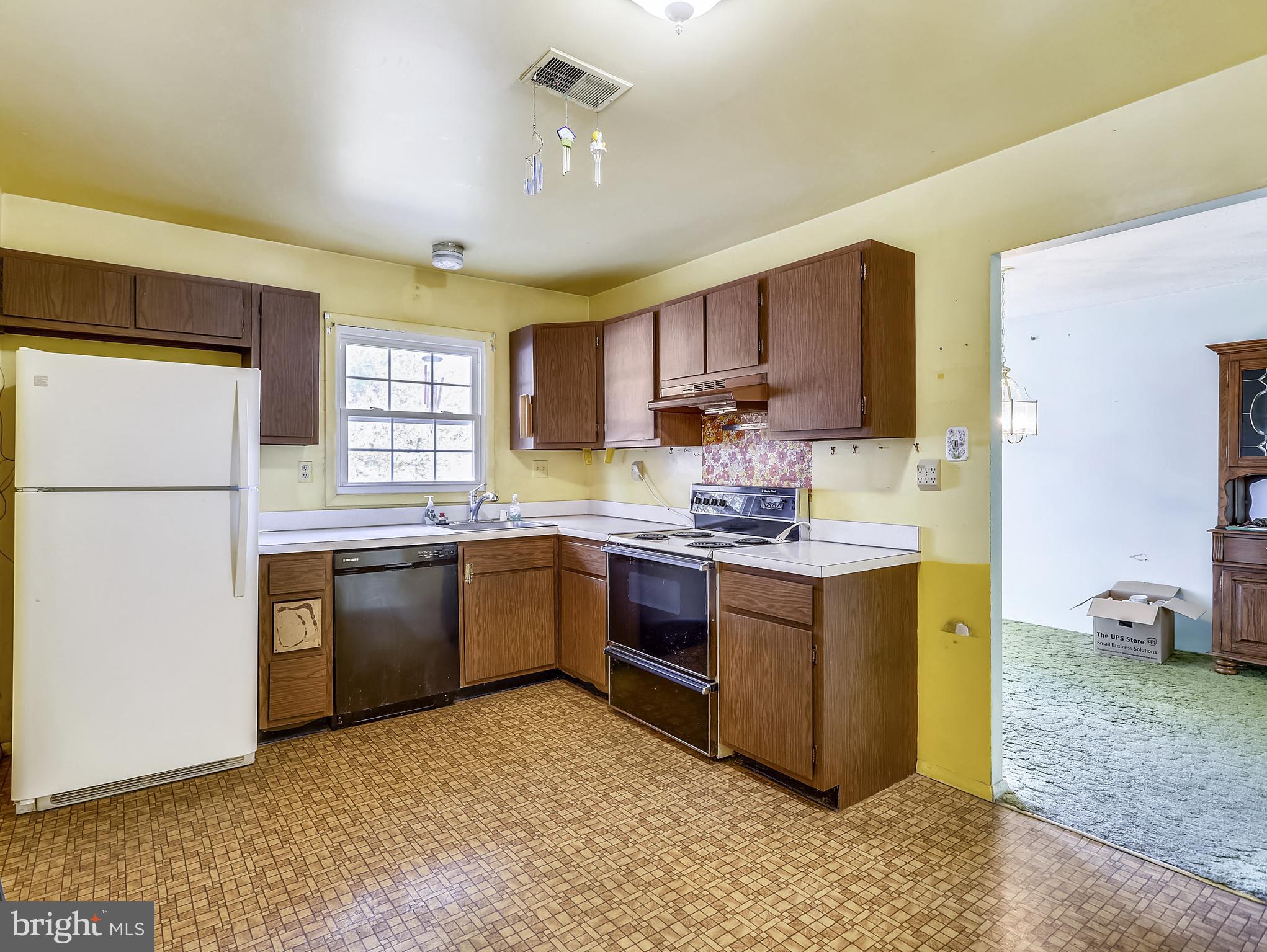 1044 Springhill Way Gambrills, MD 21054 - Photo 4 of 18 Kitchen