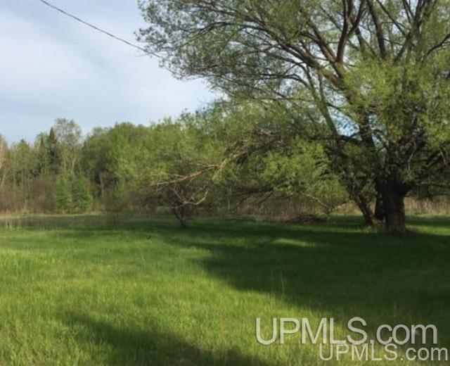 27.5 Brampton 27.5 Road Gladstone, MI 49837 - Photo 2 of 5