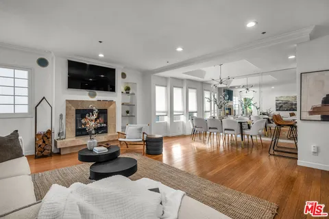 $898,000 | 10664 Wilkins Avenue, Unit 202, Los Angeles, CA 90024