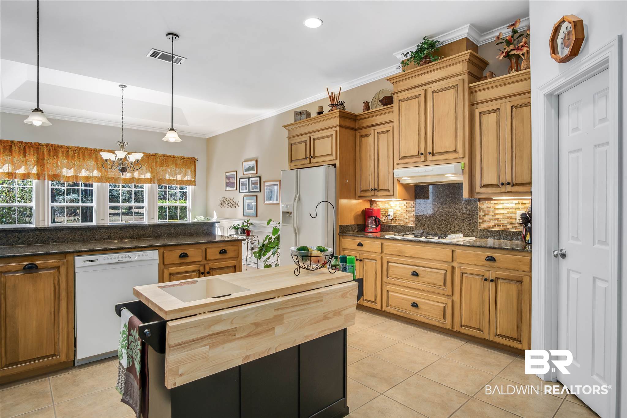 30833 Pine Court Daphne, AL 36527 - Photo 13 of 37