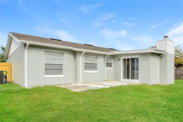 $2,445 | 8734 Brackenwood Drive, Orlando, FL 32829